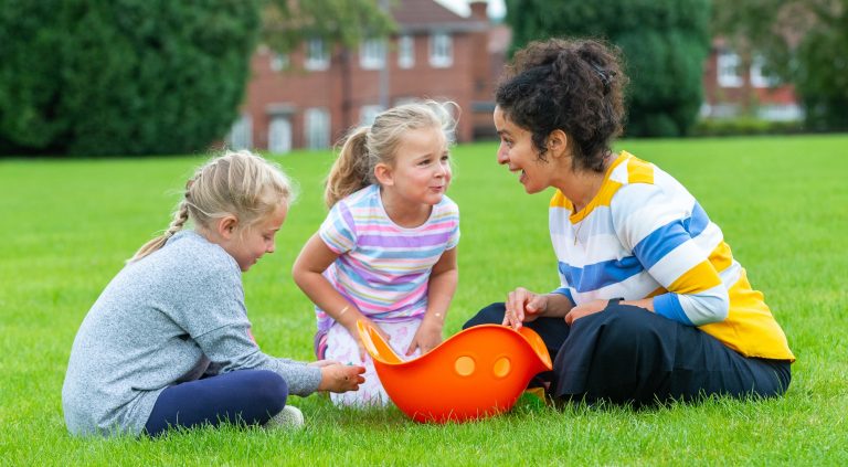 Social Communication And Children On The Autism Spectrum Living Autism